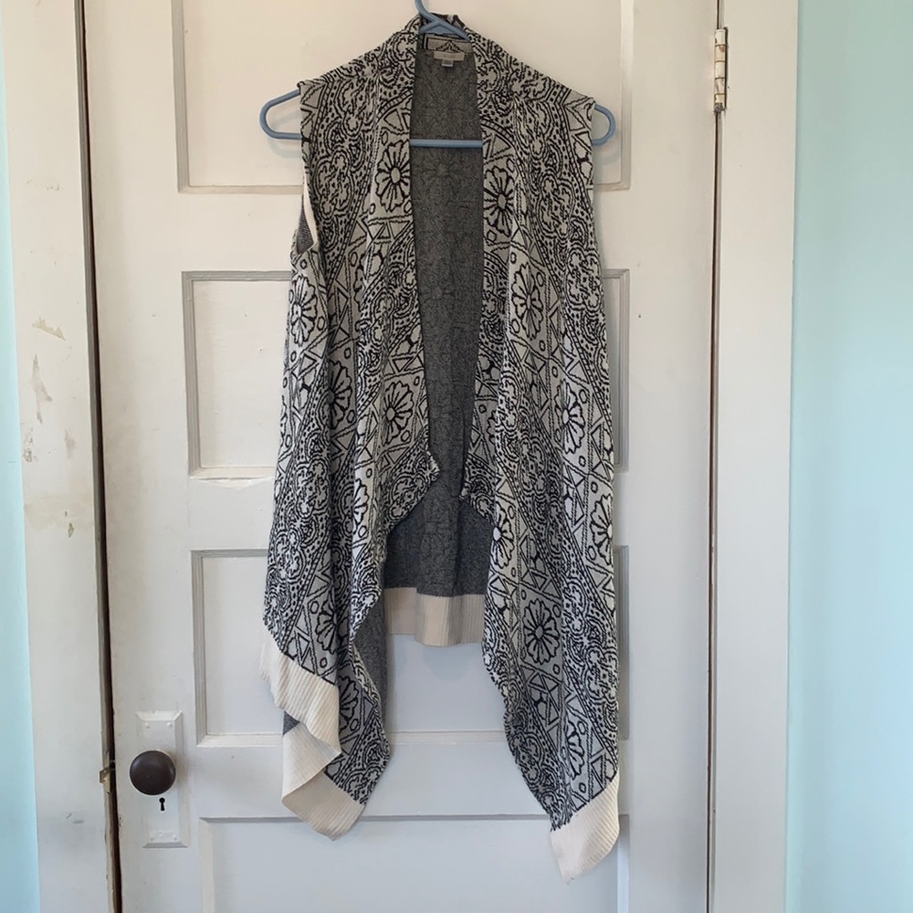 Black and white sweater vest cardigan